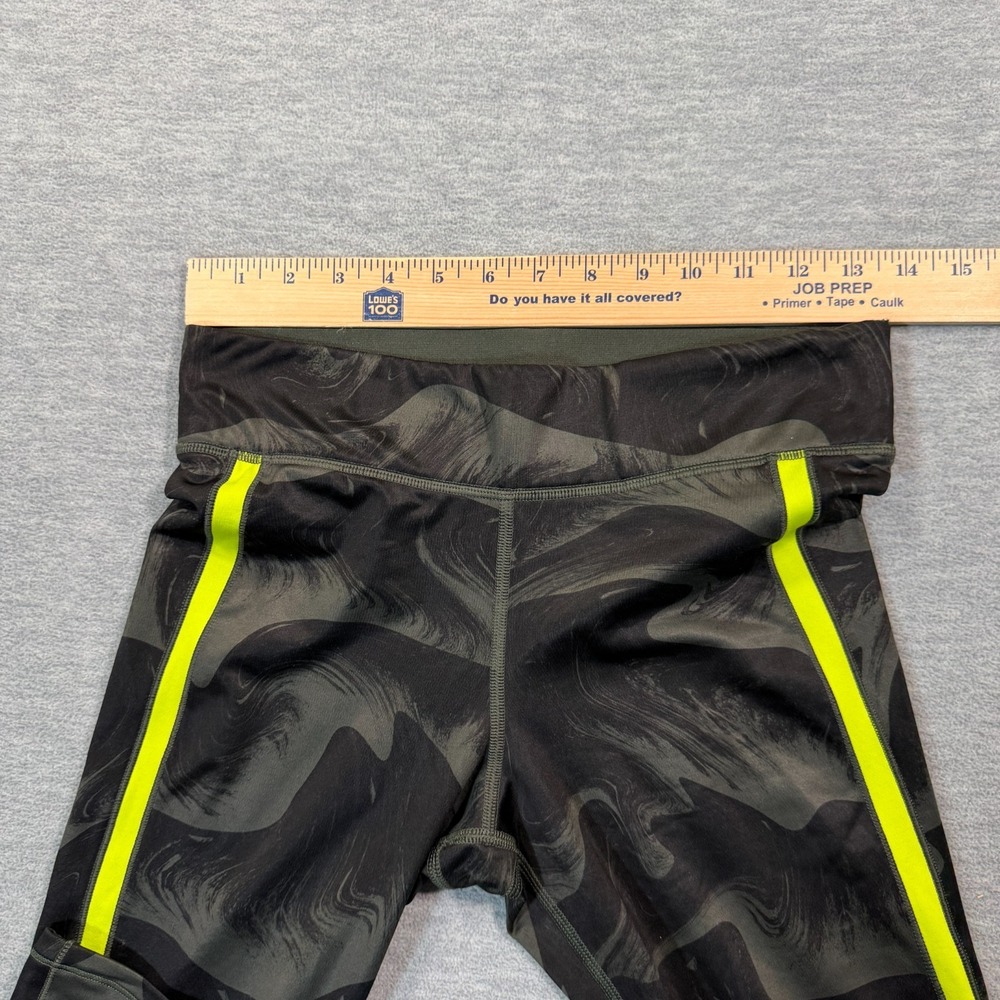 Under Armour Tights Women M Black Camo Neon Trim Compression Running - Picture 3 of 6